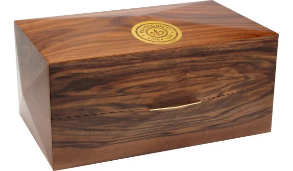 Montecristo Linea 1935 Humidor photo 2